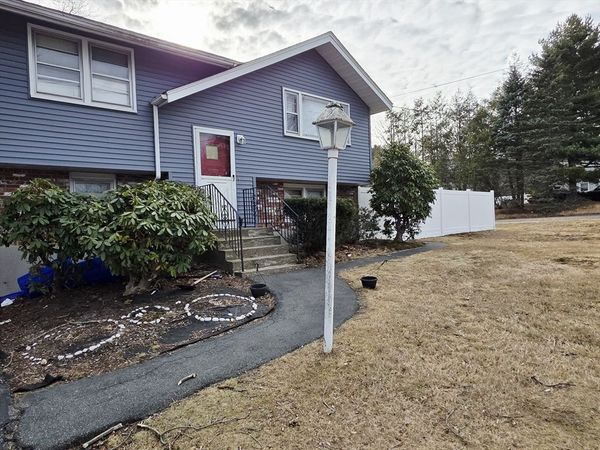 2196 Central St, Stoughton, MA 02072