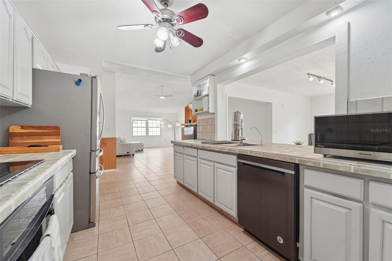 2007 Golf View Drive, Dunedin, FL 34698 Photo