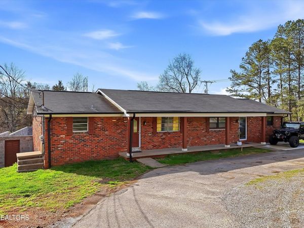 8732 Gleason Drive, Knoxville, TN 37923