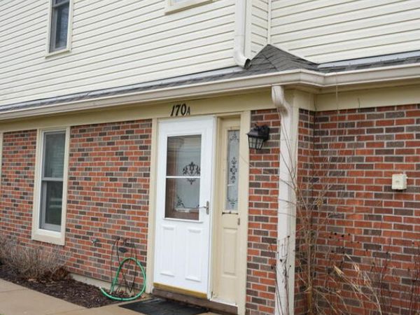 170 Inverness Court , Unit 2, Elk Grove Village, IL 60007