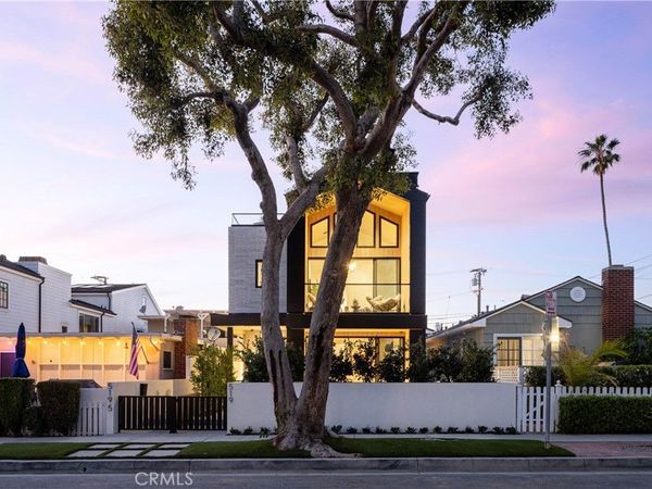 519 Narcissus Avenue, Unit A, Corona Del Mar, CA 92625