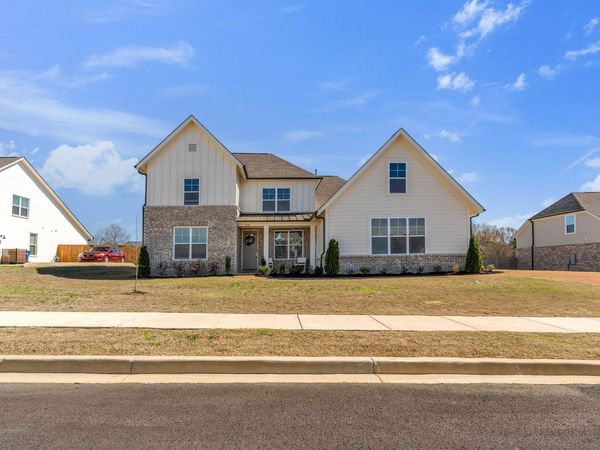 3938 MCELROY FARMS DR, Olive Branch, MS 38654