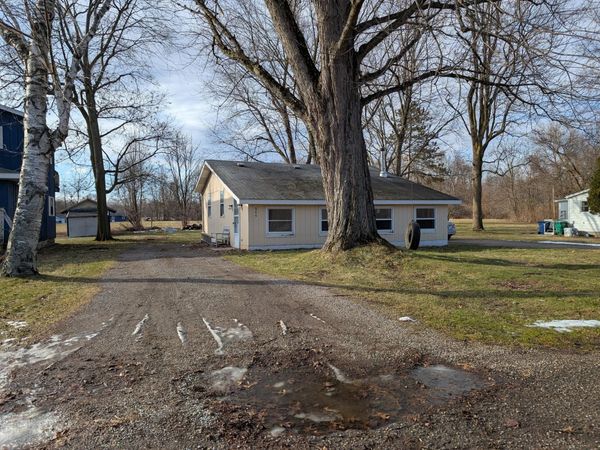 804 Sherman Lane, Cassopolis, MI 49031