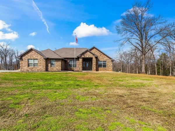 9301 S Harrah Road, Newalla, OK 74857