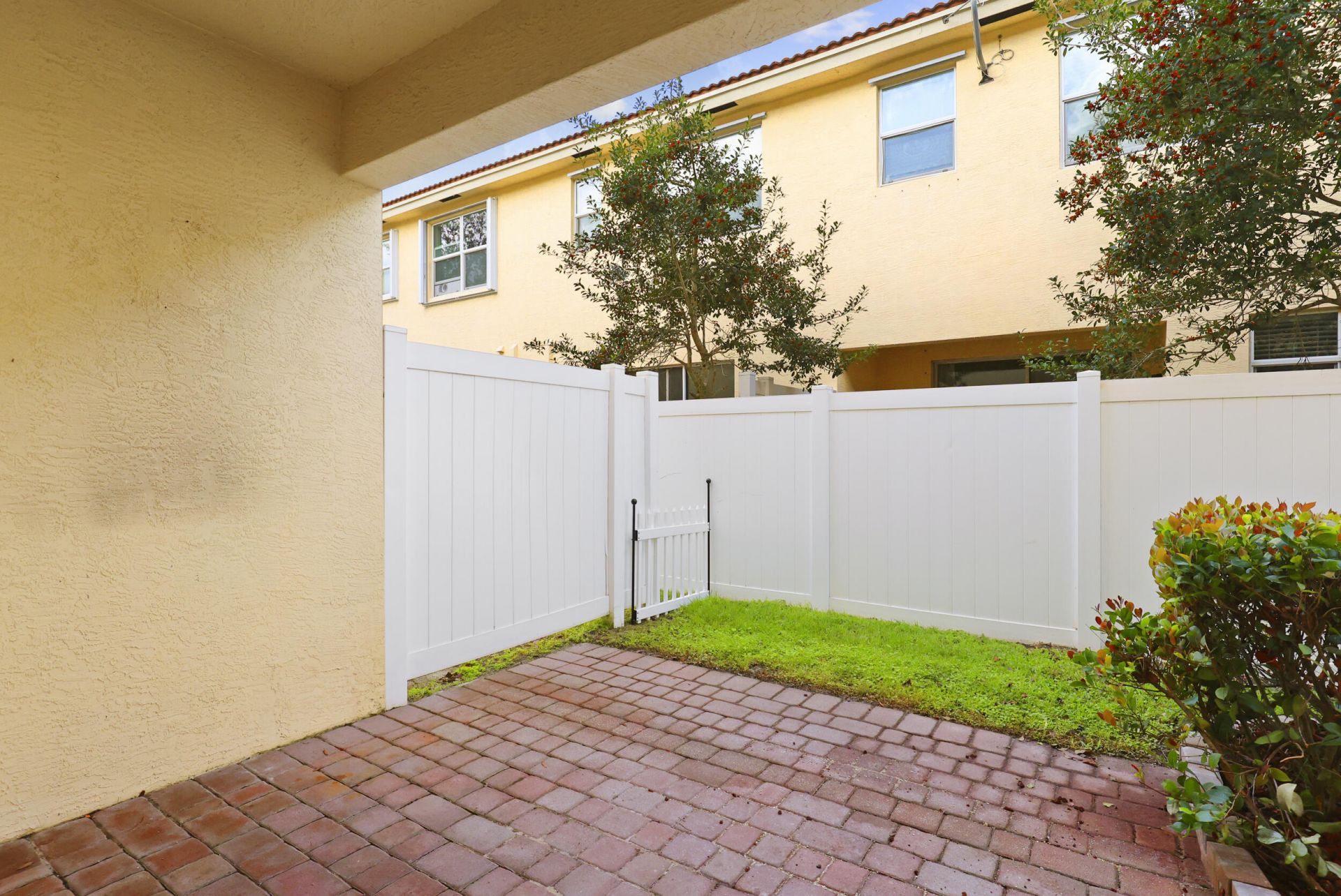 9512 SW Merlin Court, Stuart, FL 34997 Photo