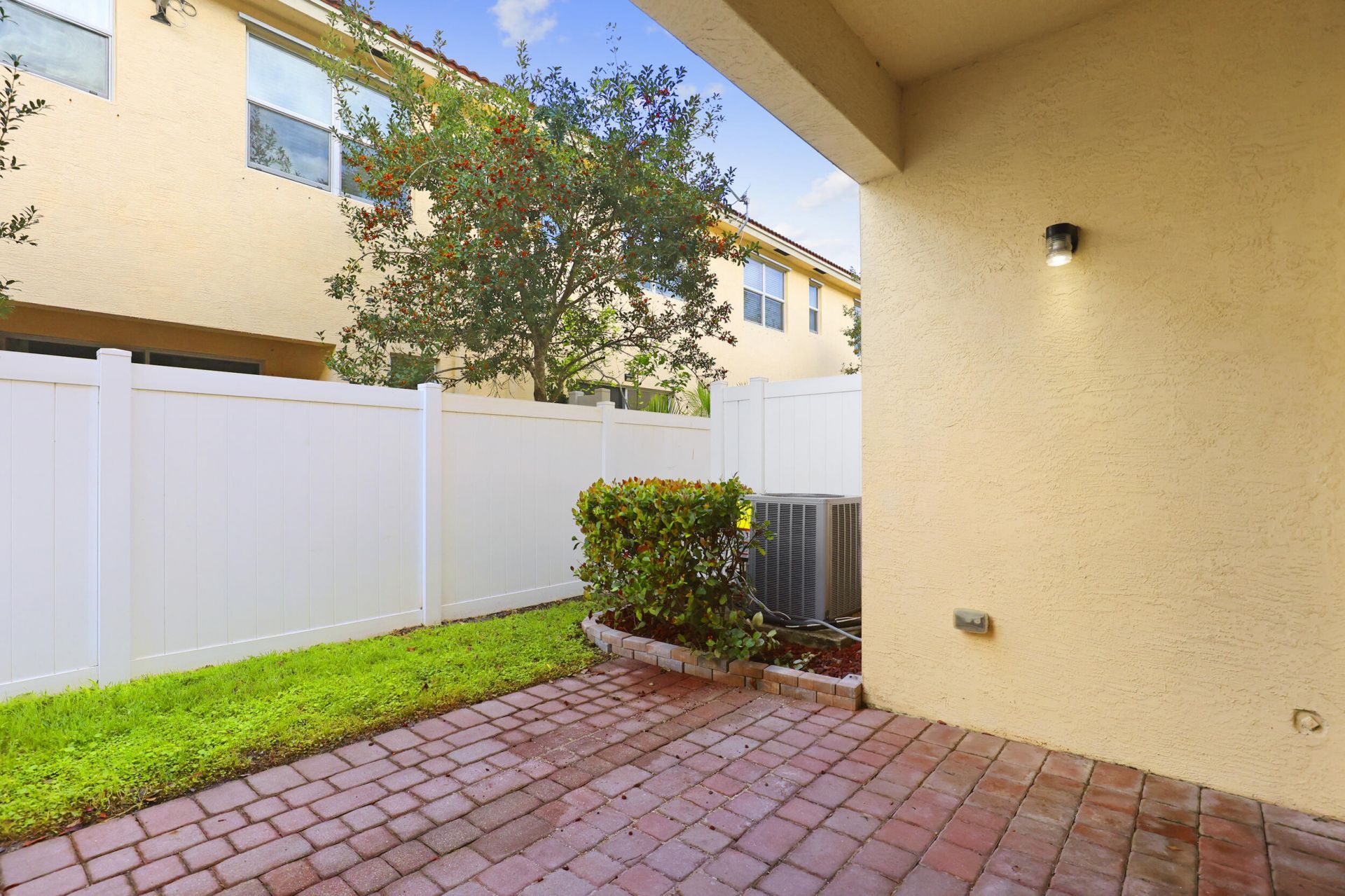 9512 SW Merlin Court, Stuart, FL 34997 Photo