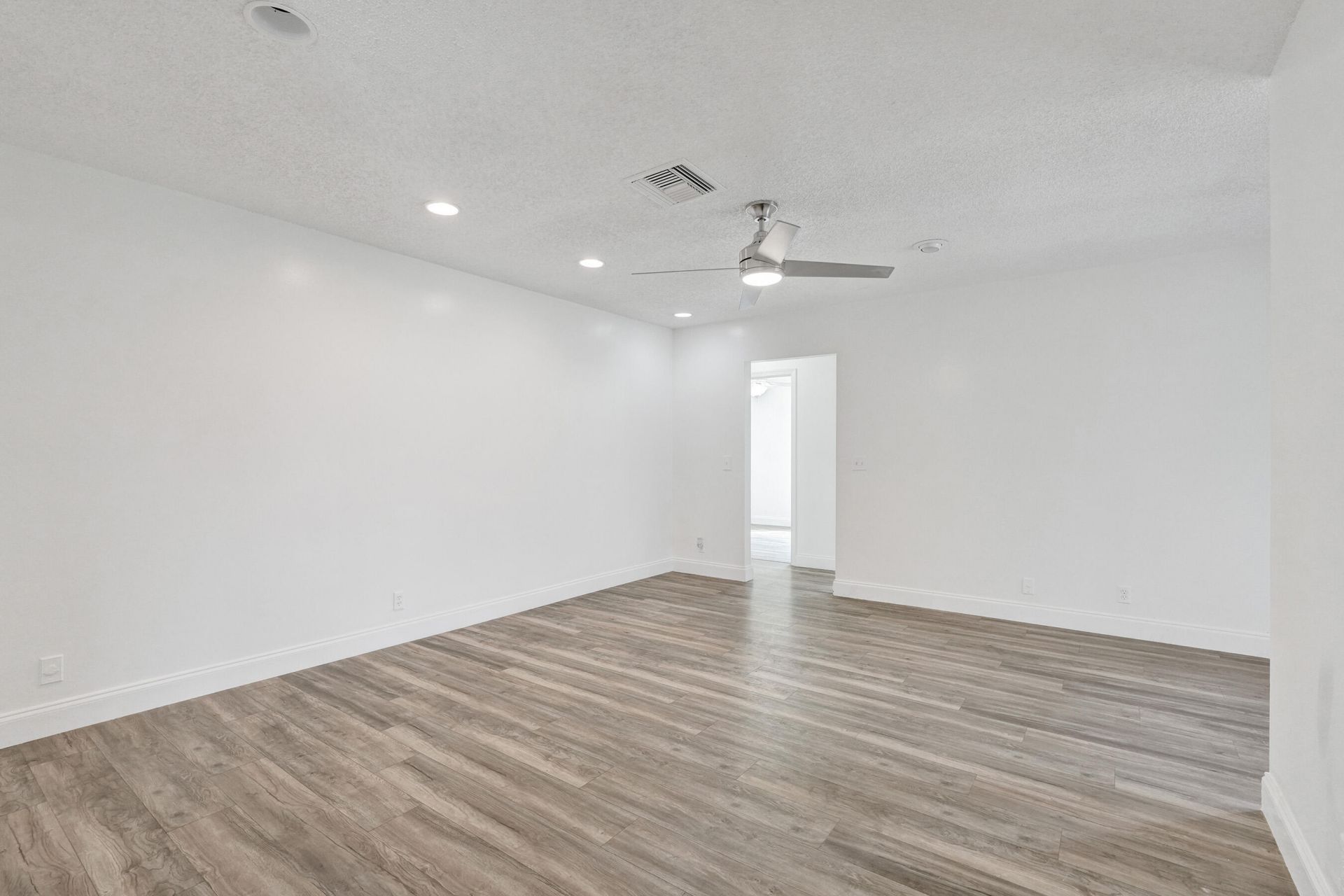 5127 E Woodstone Cir Circle E, Lake Worth, FL 33463 Photo