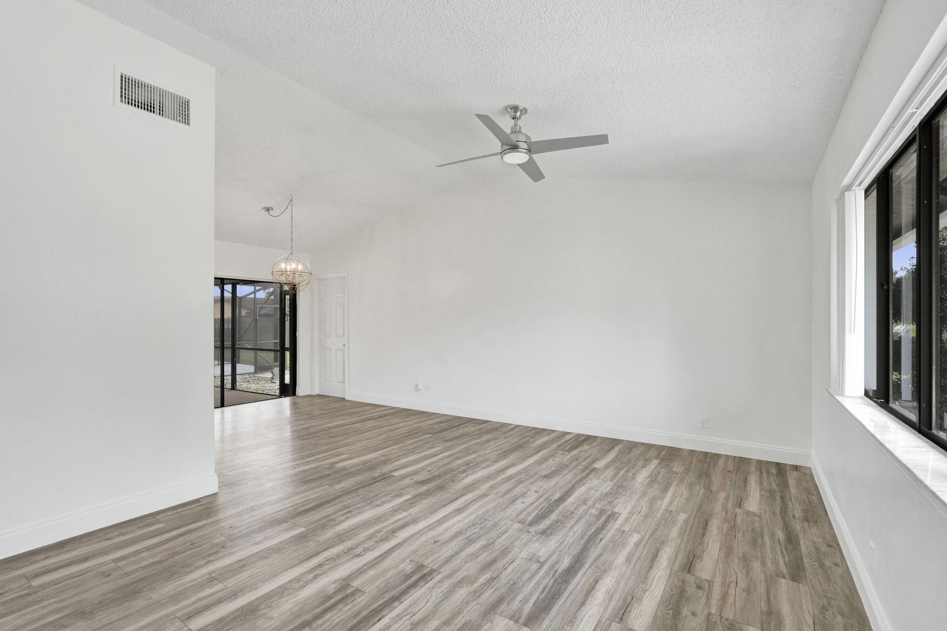 5127 E Woodstone Cir Circle E, Lake Worth, FL 33463 Photo