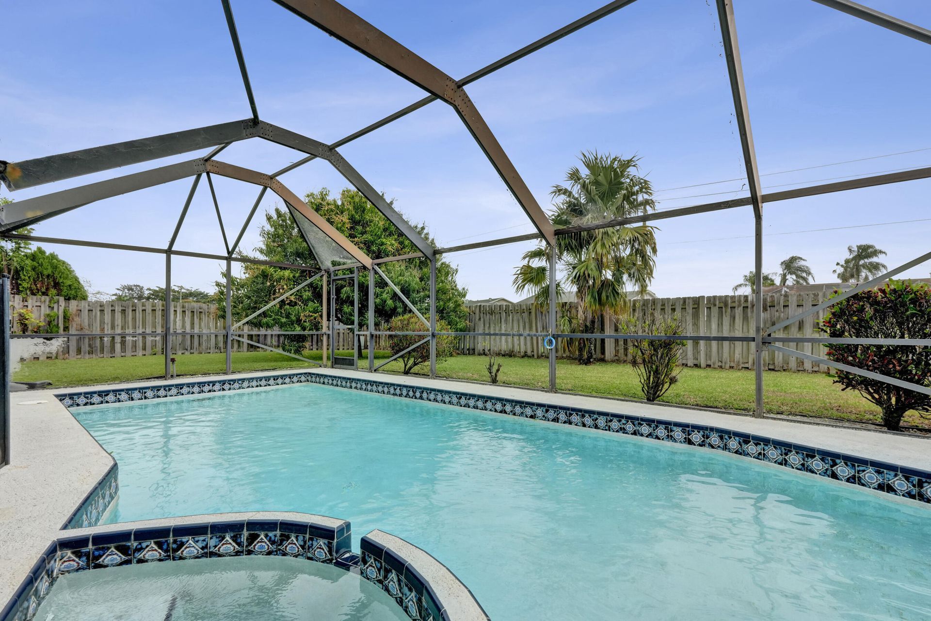 5127 E Woodstone Cir Circle E, Lake Worth, FL 33463 Photo