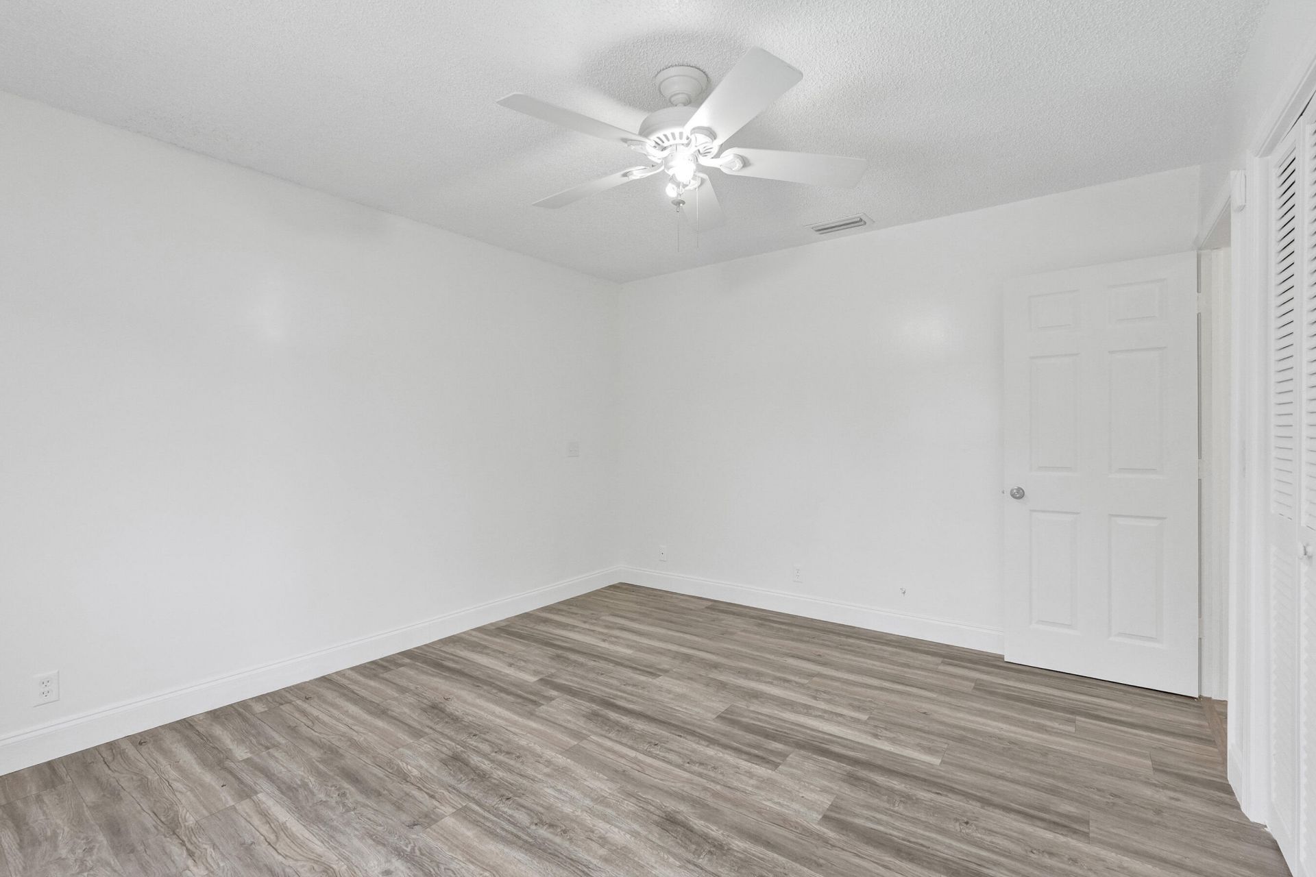 5127 E Woodstone Cir Circle E, Lake Worth, FL 33463 Photo