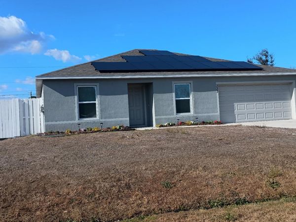 357 SE Starfish Avenue, Port St. Lucie, FL 34983