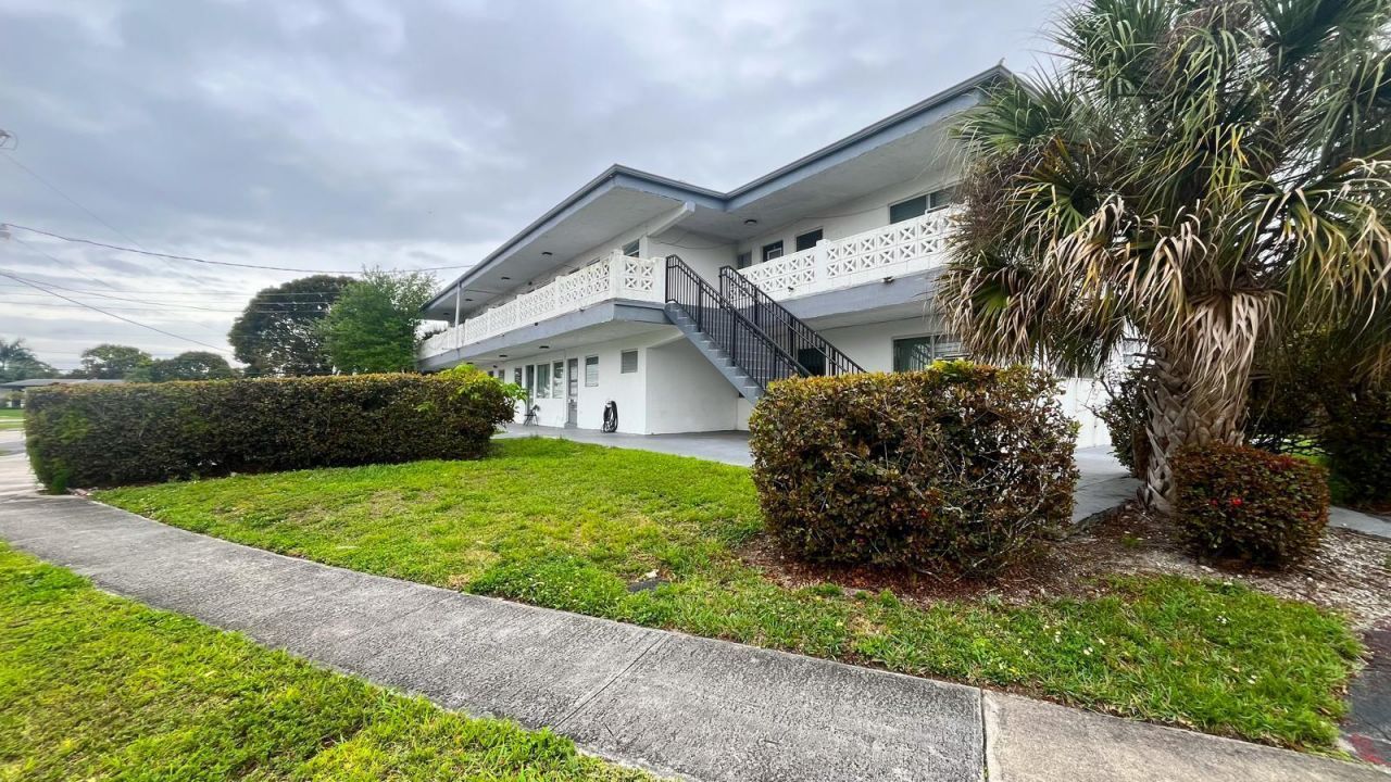 1251 W River Drive, Unit 6, Margate, FL 33063 Photo