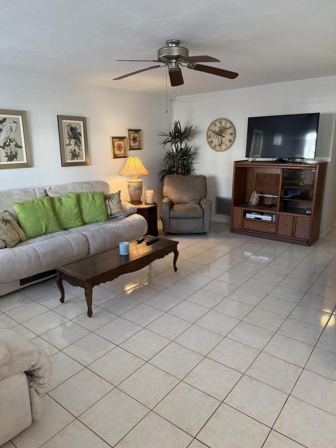 3160 Lake Osborne Drive, Unit 112, Lake Worth Beach, FL 33461 Photo