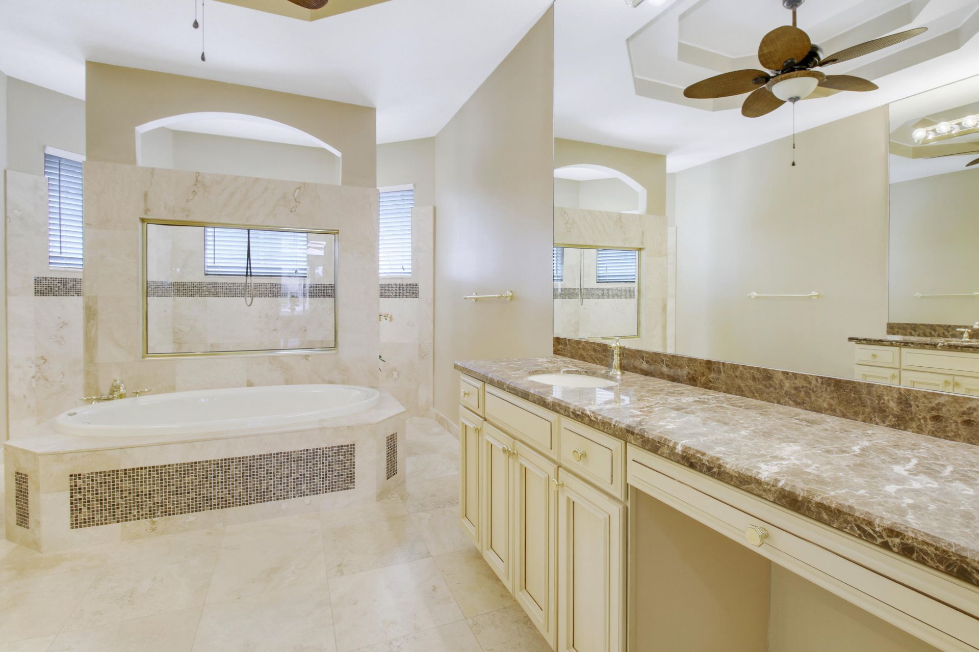 660 SW Yacht Basin Way, Stuart, FL 34997 Photo