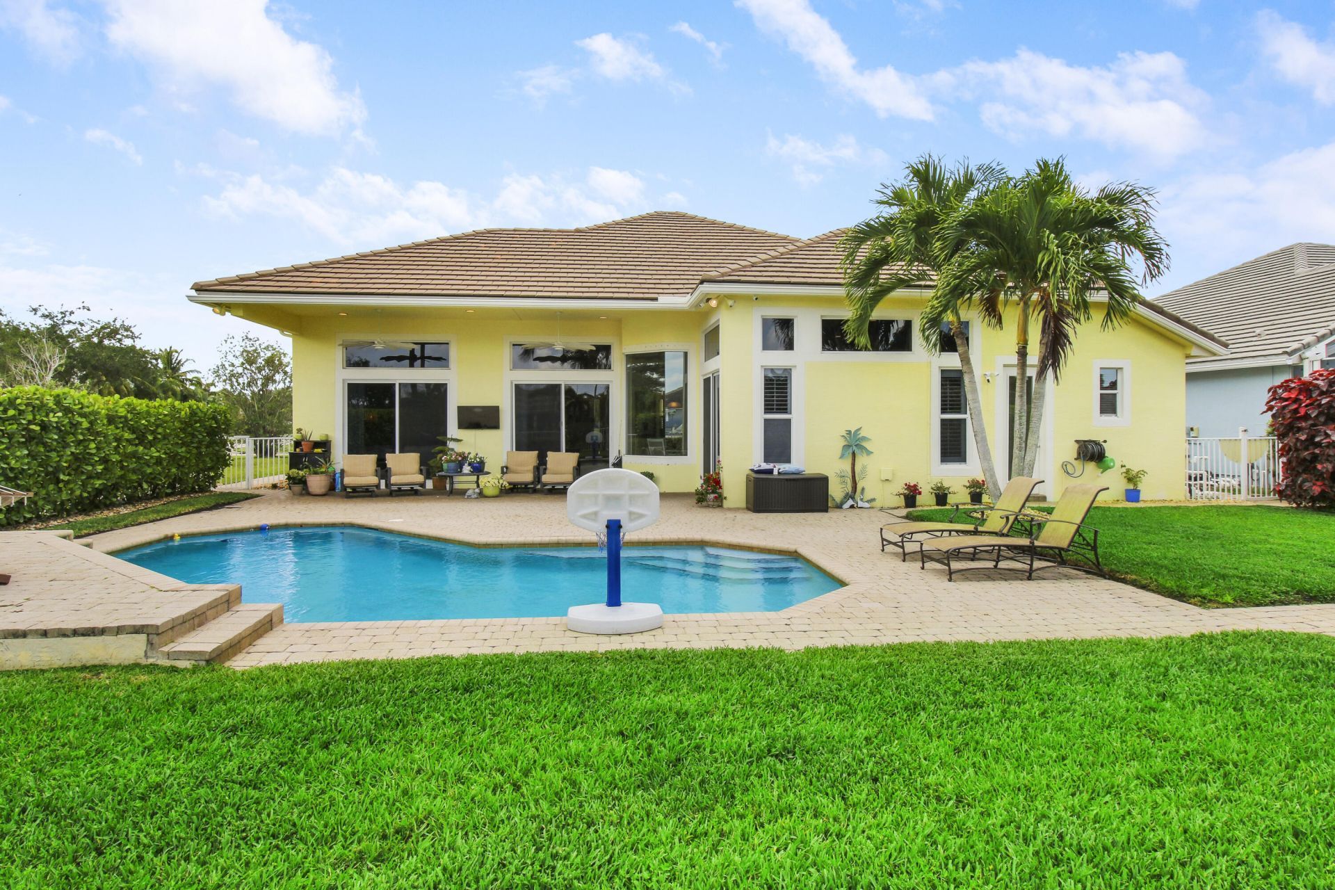 660 SW Yacht Basin Way, Stuart, FL 34997 Photo