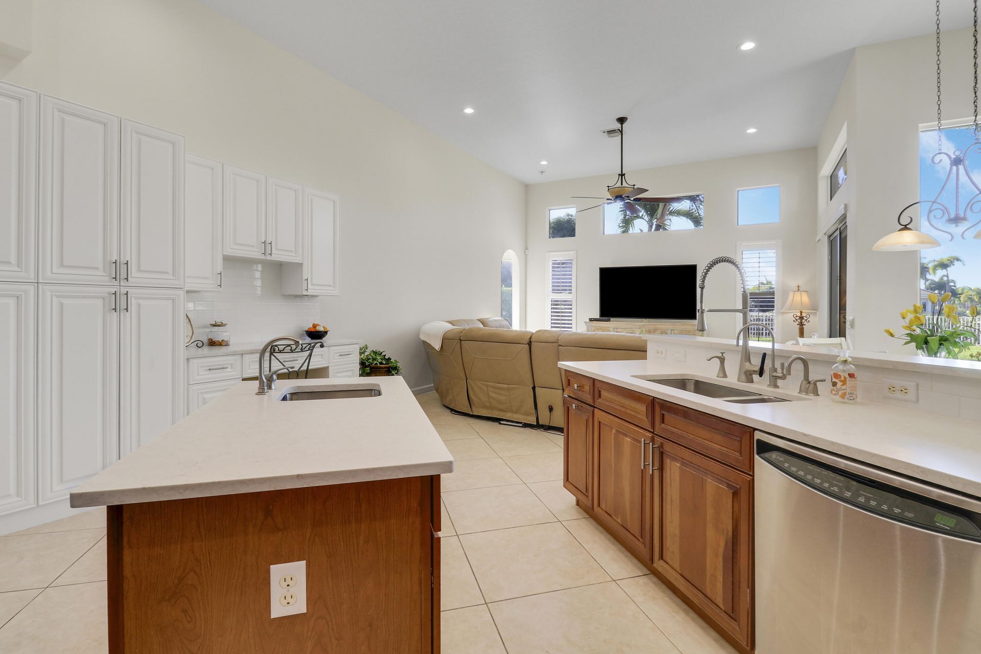 660 SW Yacht Basin Way, Stuart, FL 34997 Photo