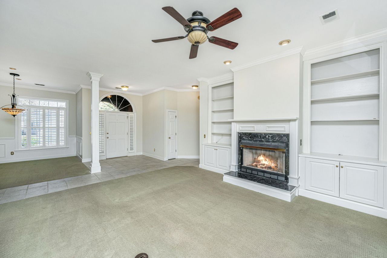 104 Sutton Lane Photo 10