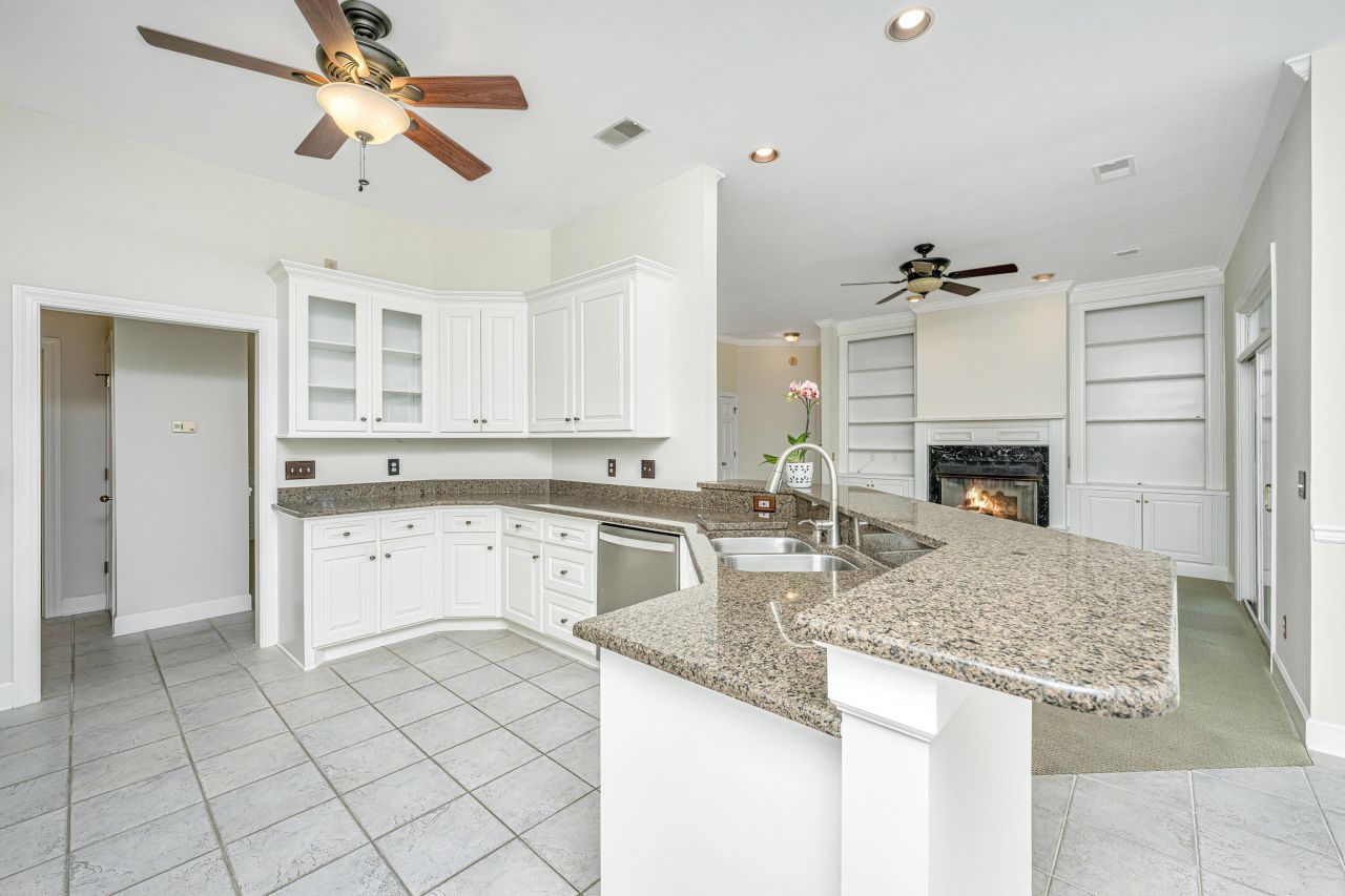 104 Sutton Lane Photo 18