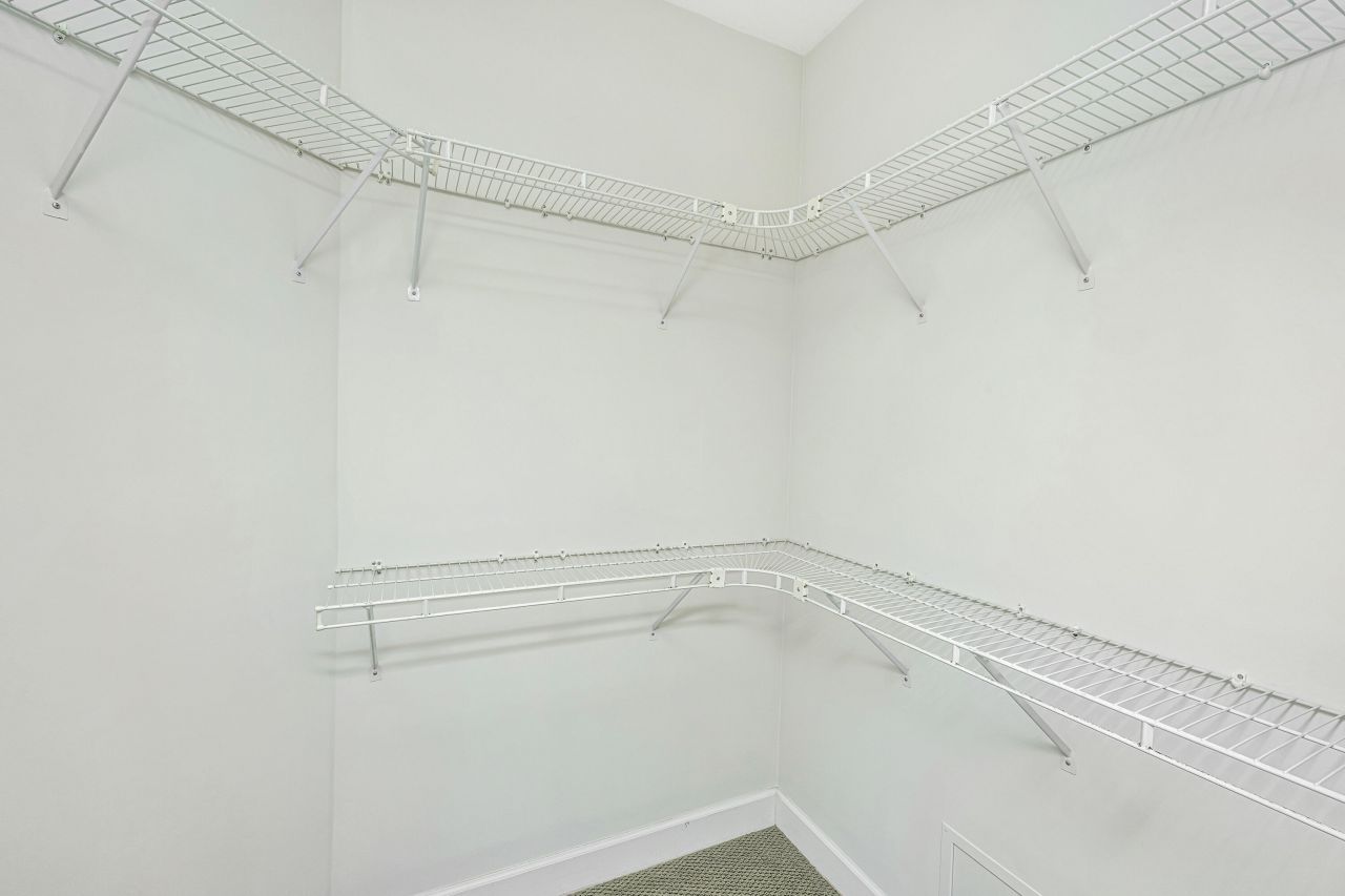 104 Sutton Lane Photo 25