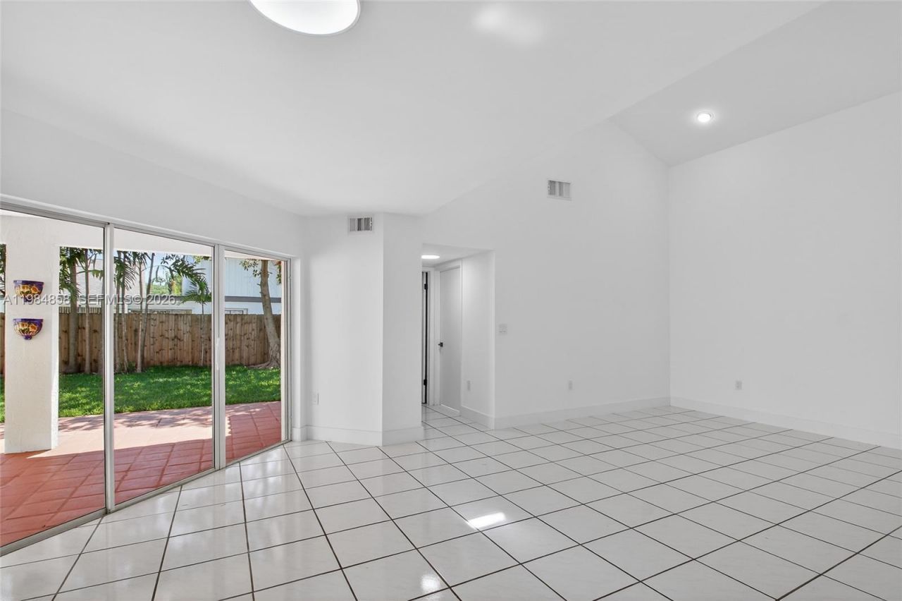 11776 SW 90th Ter , Miami, FL 33186 Photo