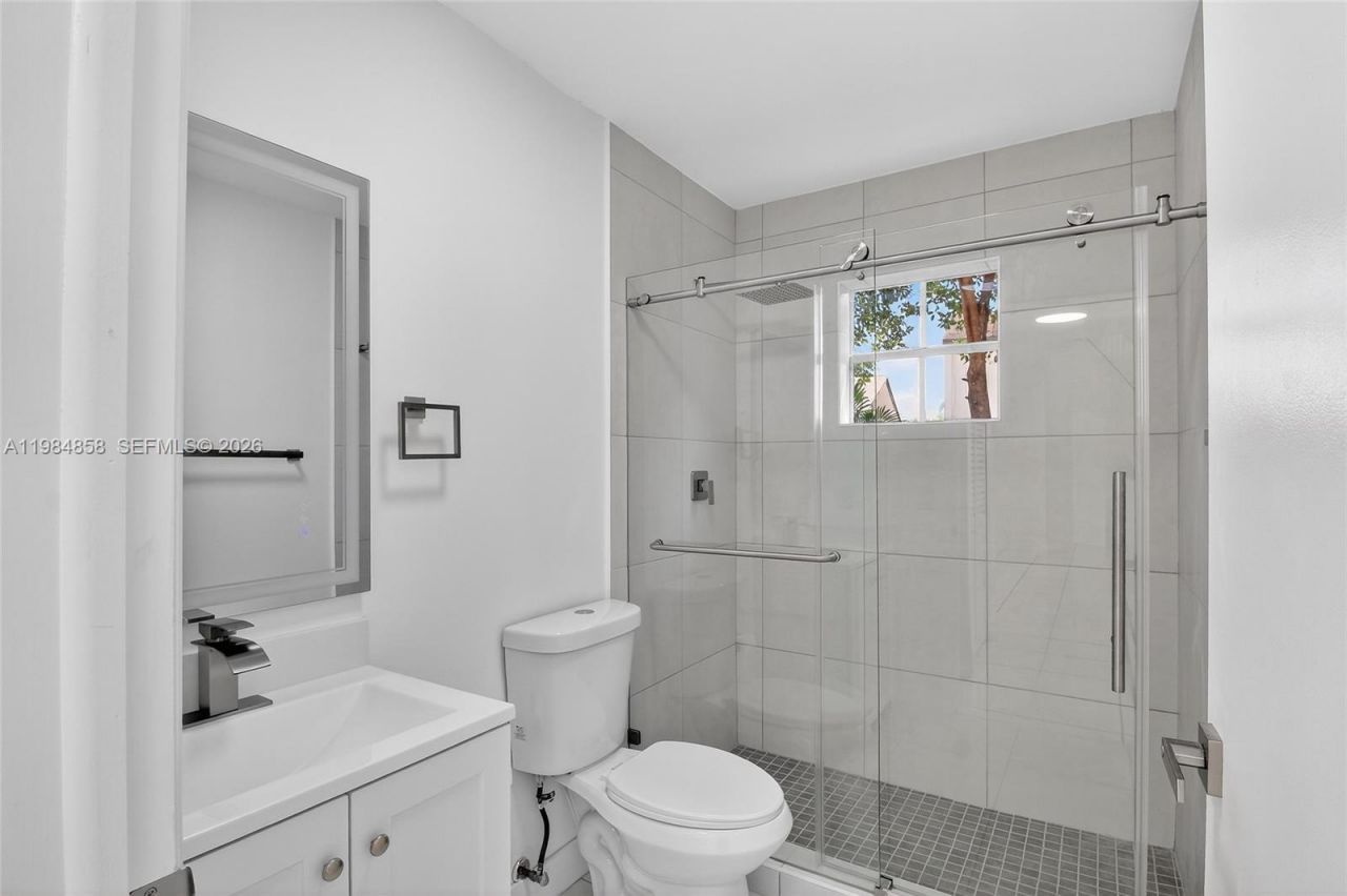 11776 SW 90th Ter , Miami, FL 33186 Photo