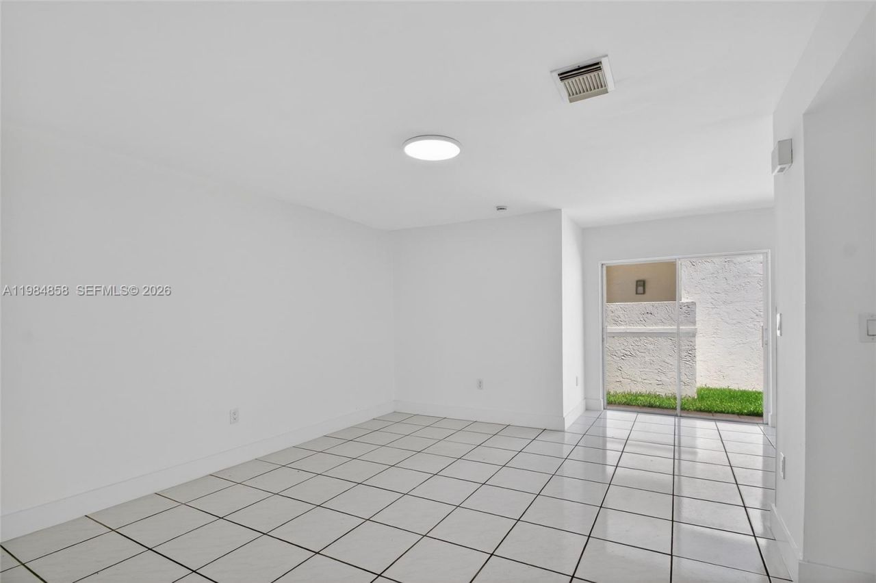 11776 SW 90th Ter , Miami, FL 33186 Photo