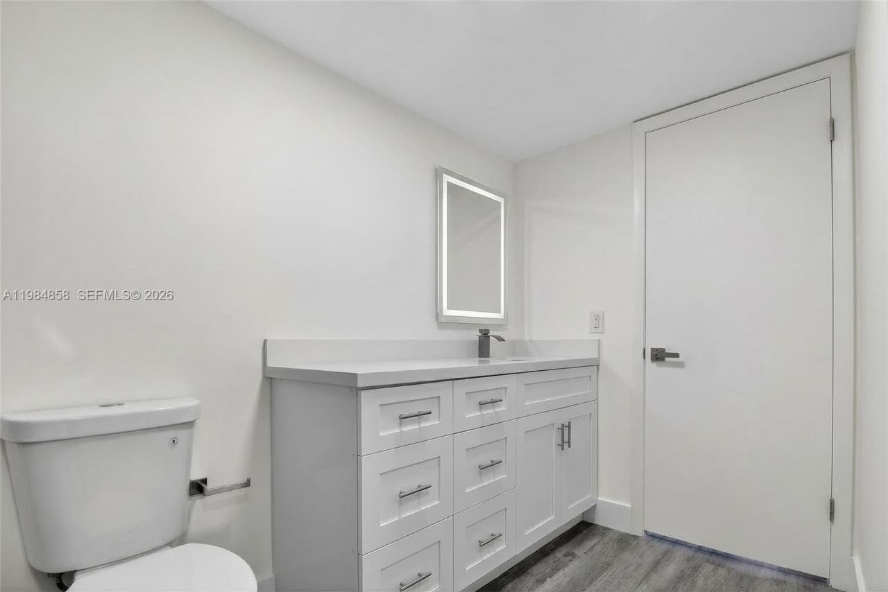 11776 SW 90th Ter , Miami, FL 33186 Photo