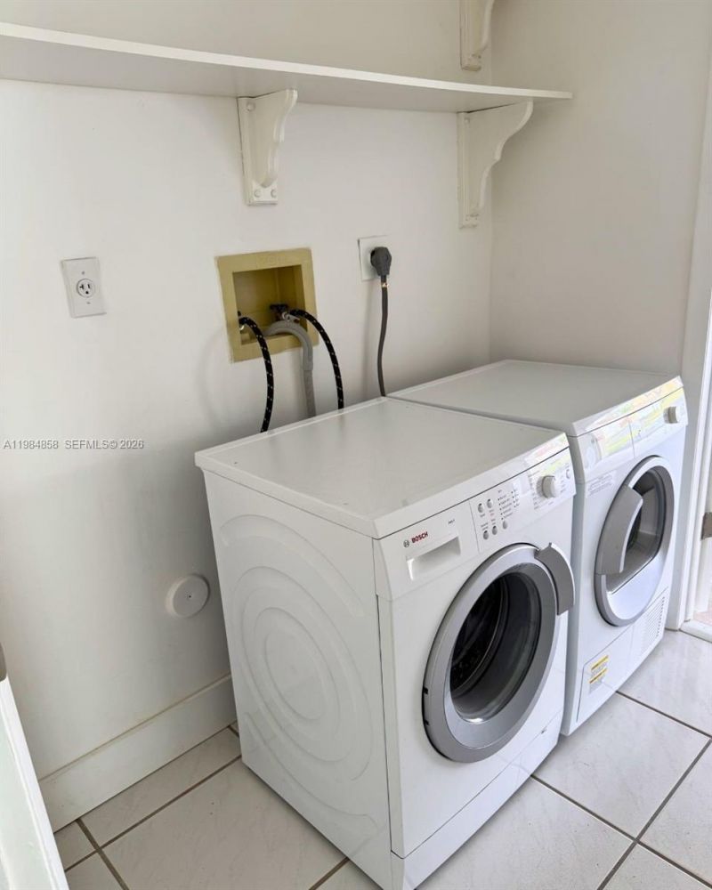 11776 SW 90th Ter , Miami, FL 33186 Photo