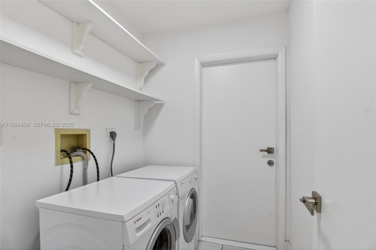 11776 SW 90th Ter , Miami, FL 33186 Photo