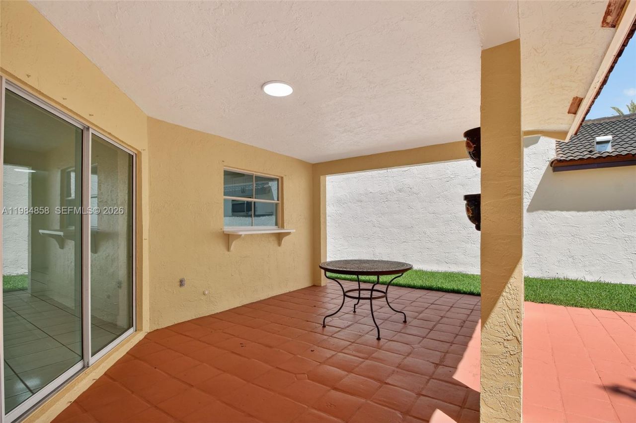 11776 SW 90th Ter , Miami, FL 33186 Photo