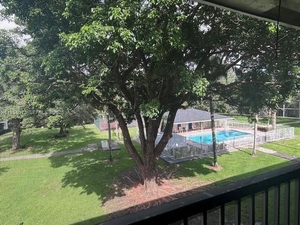 5100 SW 64th Ave, Unit 202, Davie, FL 33314
