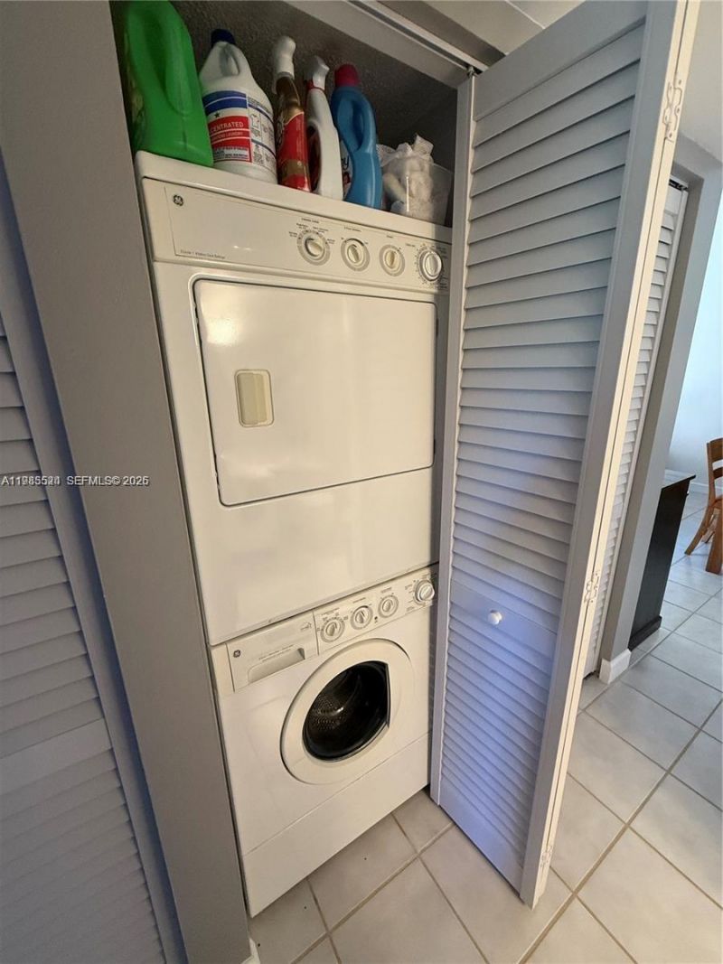 609 Waterside Dr , Unit 609, Hypoluxo, FL 33462 Photo