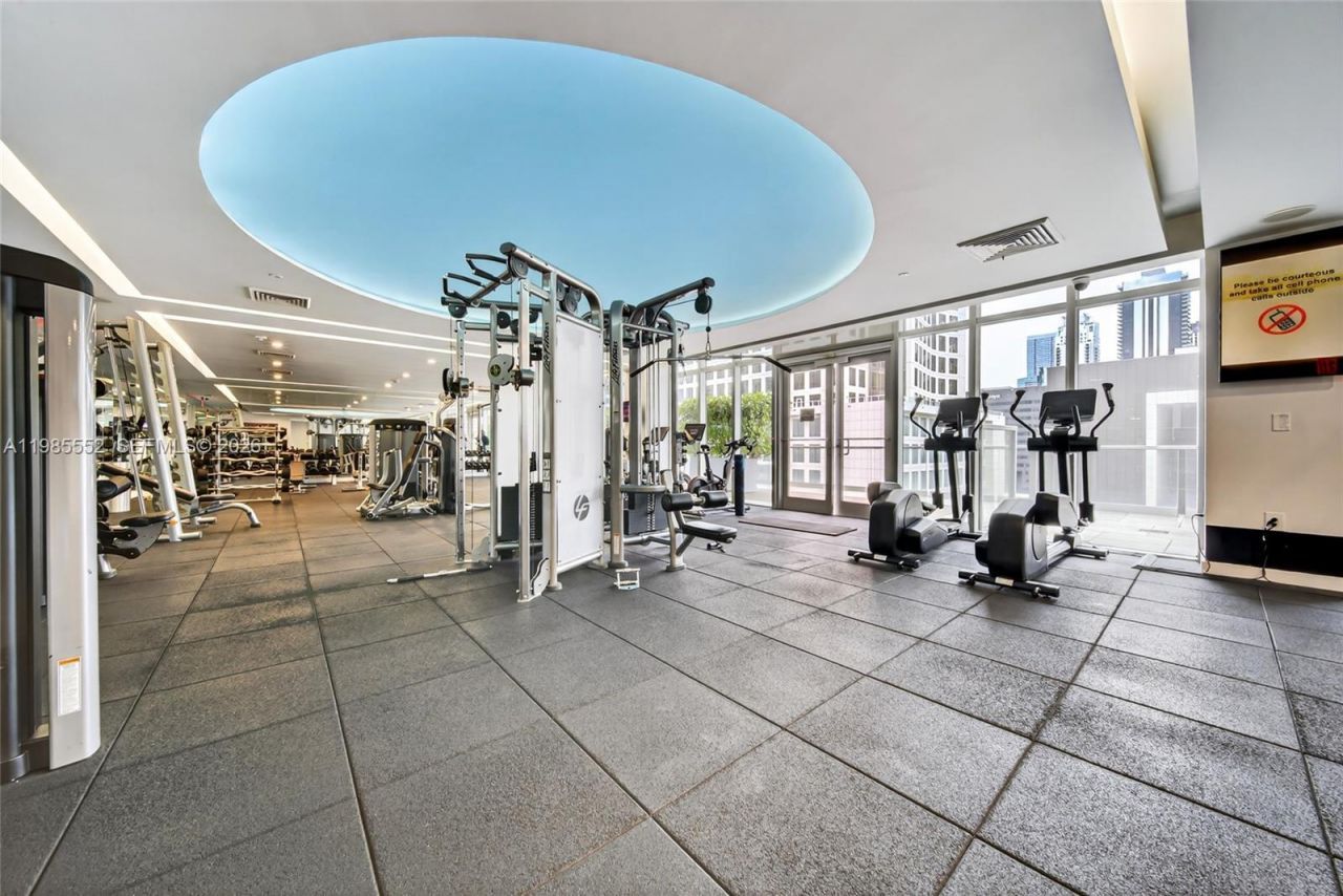 500 Brickell Ave , Unit 3901, Miami, FL 33131 Photo