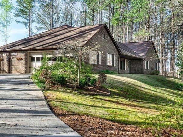 309 Picketts Crossing, Acworth, GA 30101