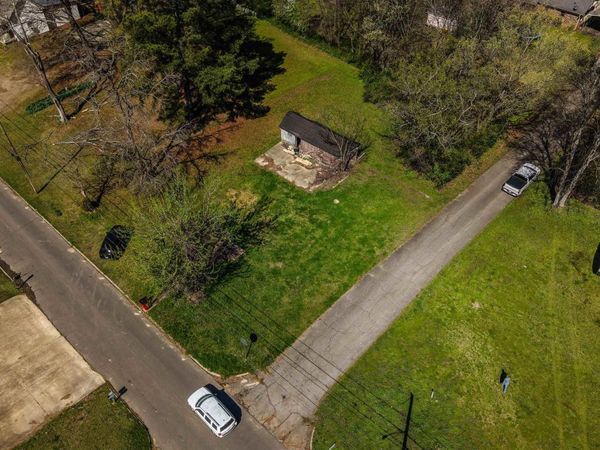 400 W Bennett Street, Morrilton, AR 72110