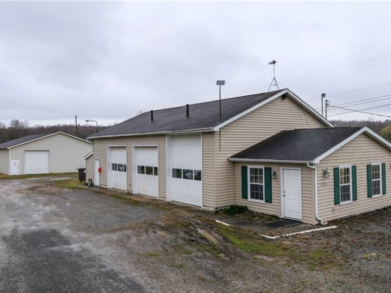 10320 Brosius Road, Garrettsville, OH 44231 Photo 2