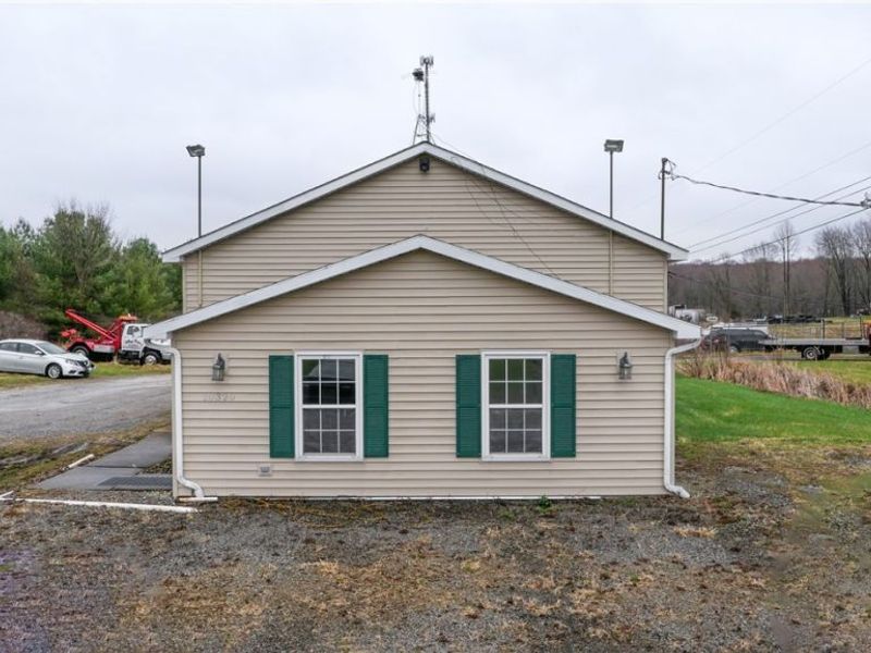 10320 Brosius Road, Garrettsville, OH 44231 Photo 3