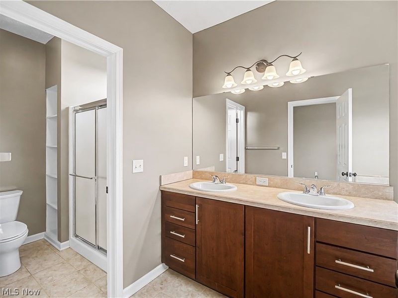 5820 Red Rock Court, Seven Hills, OH 44131 Photo 28