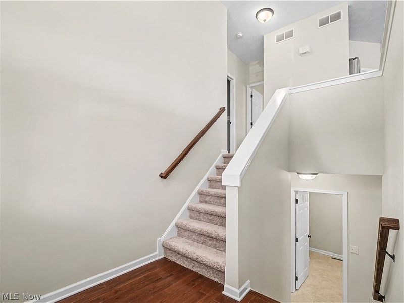 5820 Red Rock Court, Seven Hills, OH 44131 Photo 7