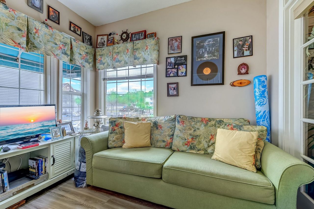 9760 Leyland Dr.  Photo 21