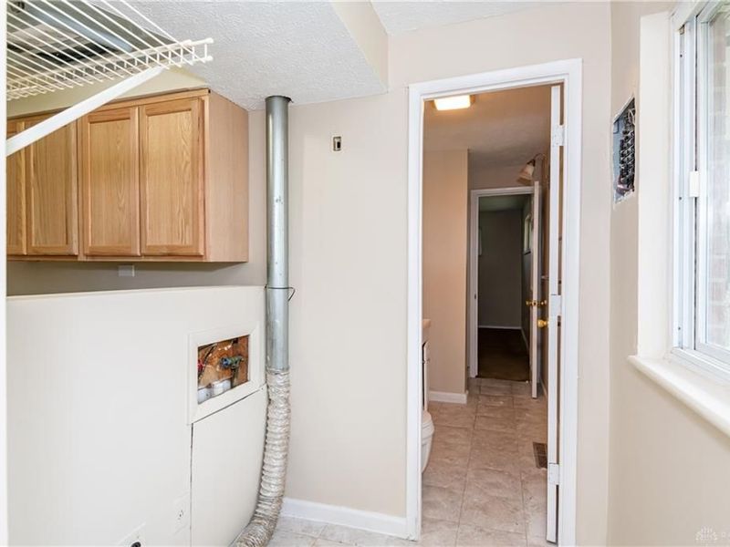 6402 Chippingdon Drive, Huber Heights, OH 45424 Photo 15