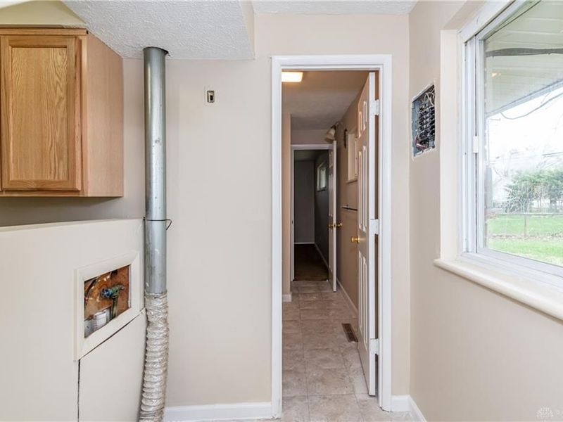 6402 Chippingdon Drive, Huber Heights, OH 45424 Photo 16