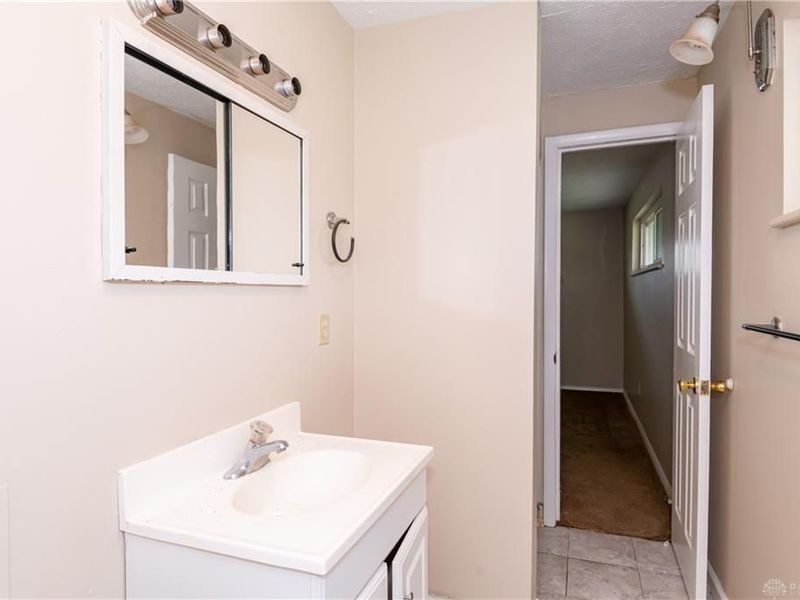 6402 Chippingdon Drive, Huber Heights, OH 45424 Photo 21