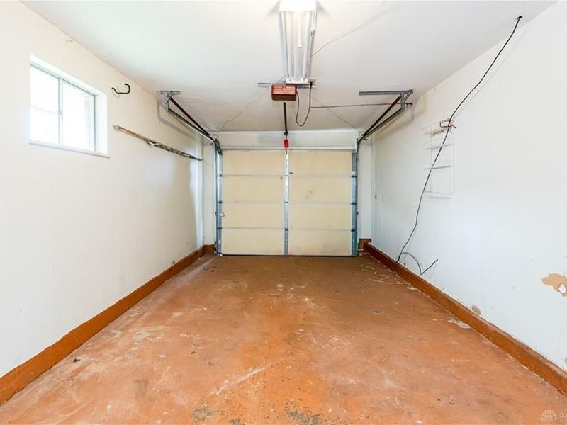 6402 Chippingdon Drive, Huber Heights, OH 45424 Photo 30