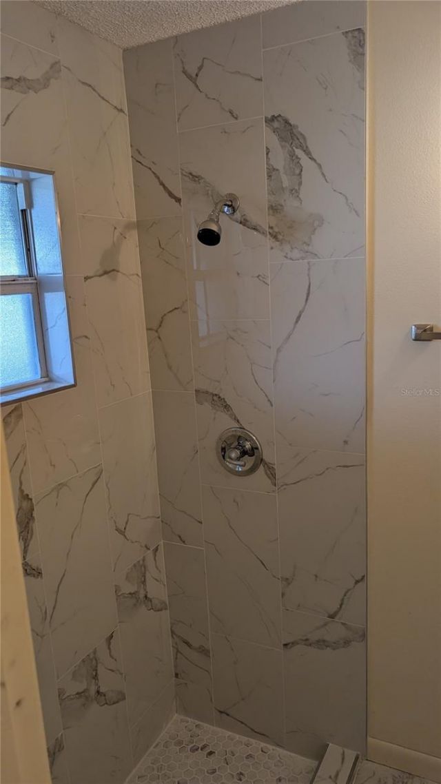 408 Lexington Drive , Sebring, FL 33876 Photo