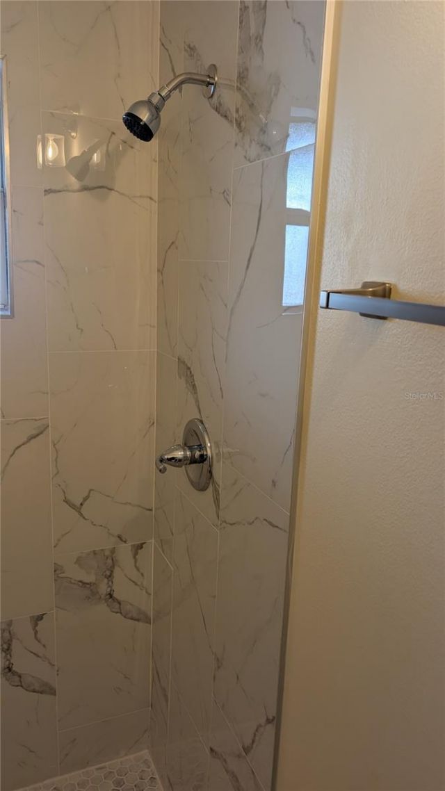 408 Lexington Drive , Sebring, FL 33876 Photo