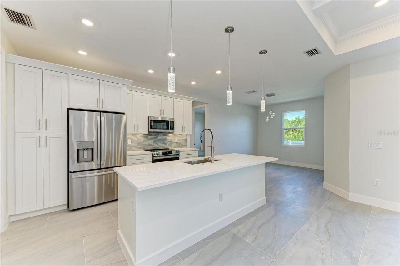 380 Holly Road , Venice, FL 34293 Photo