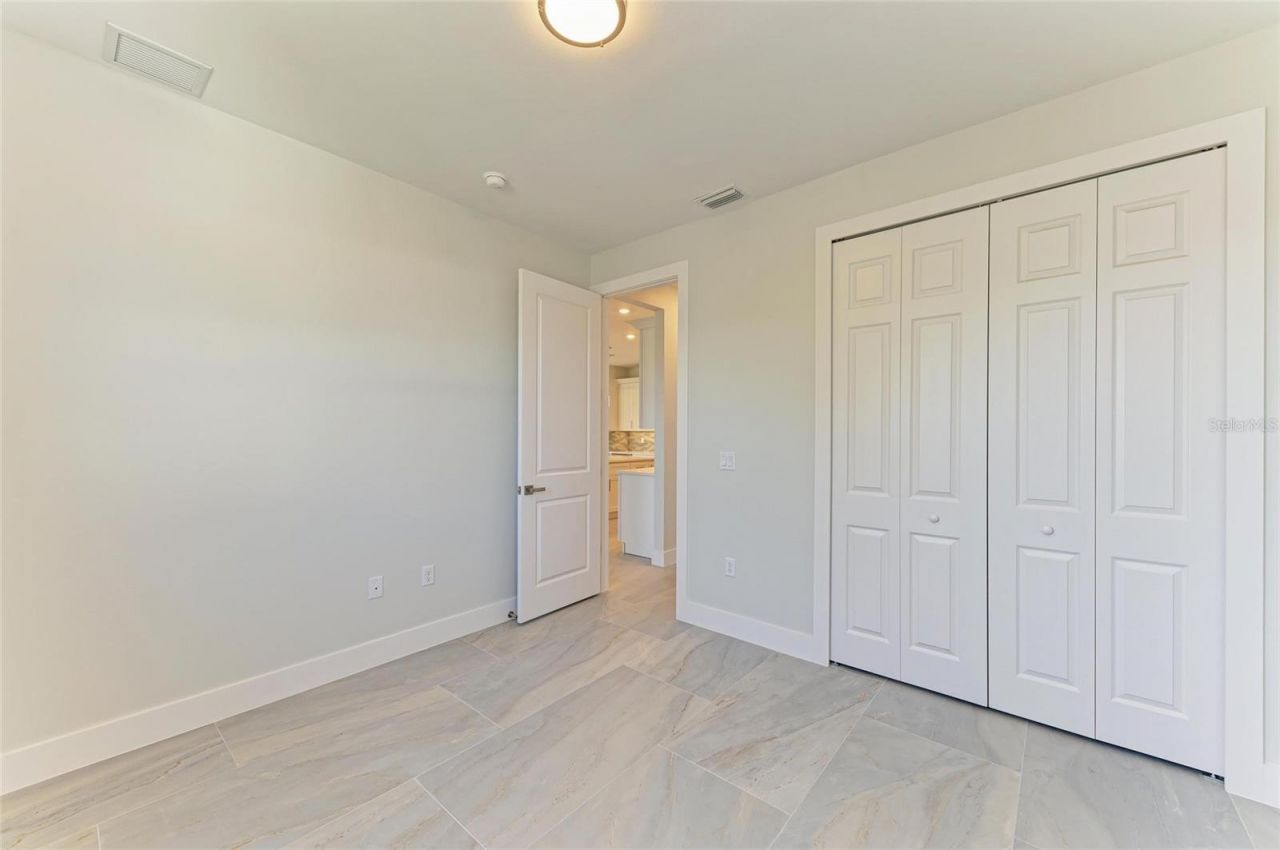 380 Holly Road , Venice, FL 34293 Photo