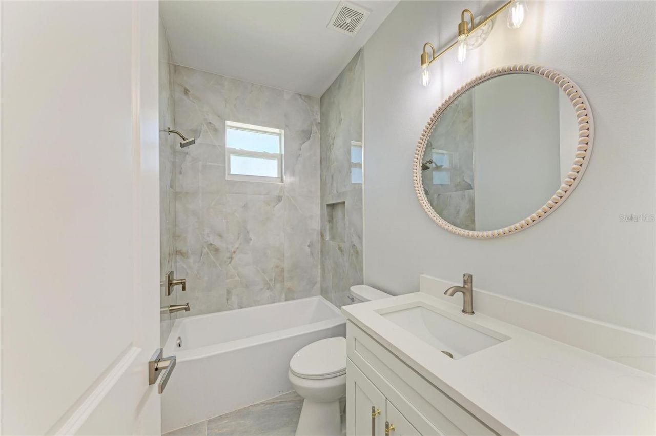 380 Holly Road , Venice, FL 34293 Photo