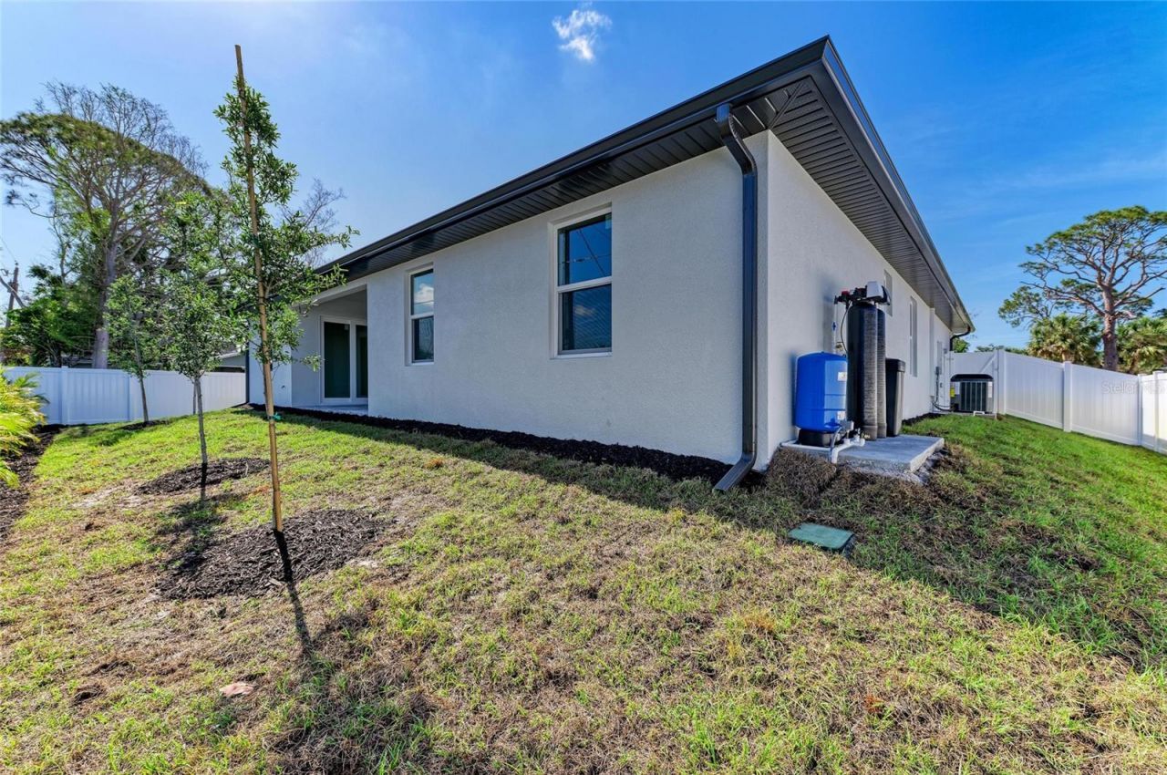 380 Holly Road , Venice, FL 34293 Photo